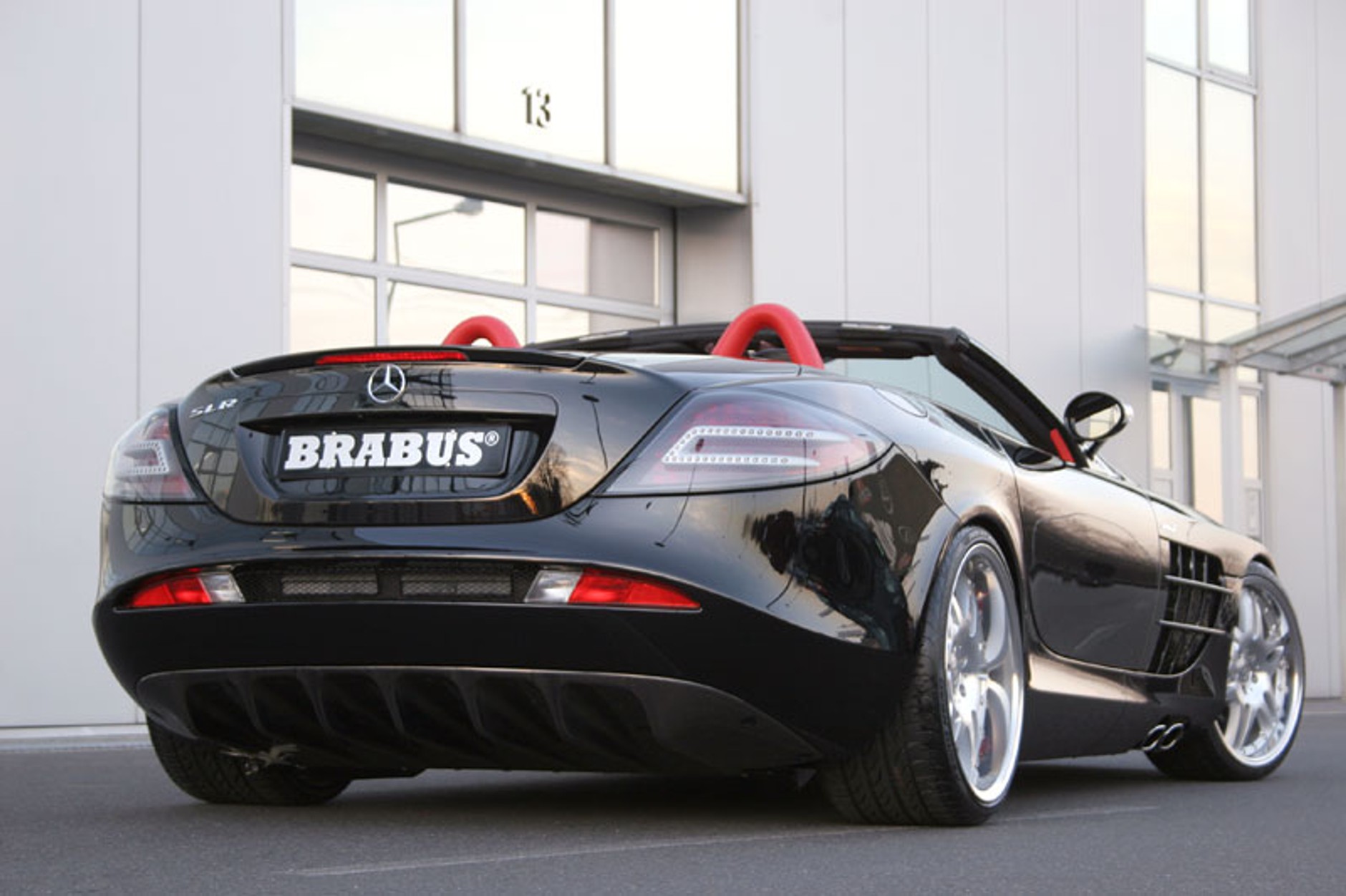 Essen Motor Show 2007: Brabus SLR Roadster – chromowany amfiteatr
