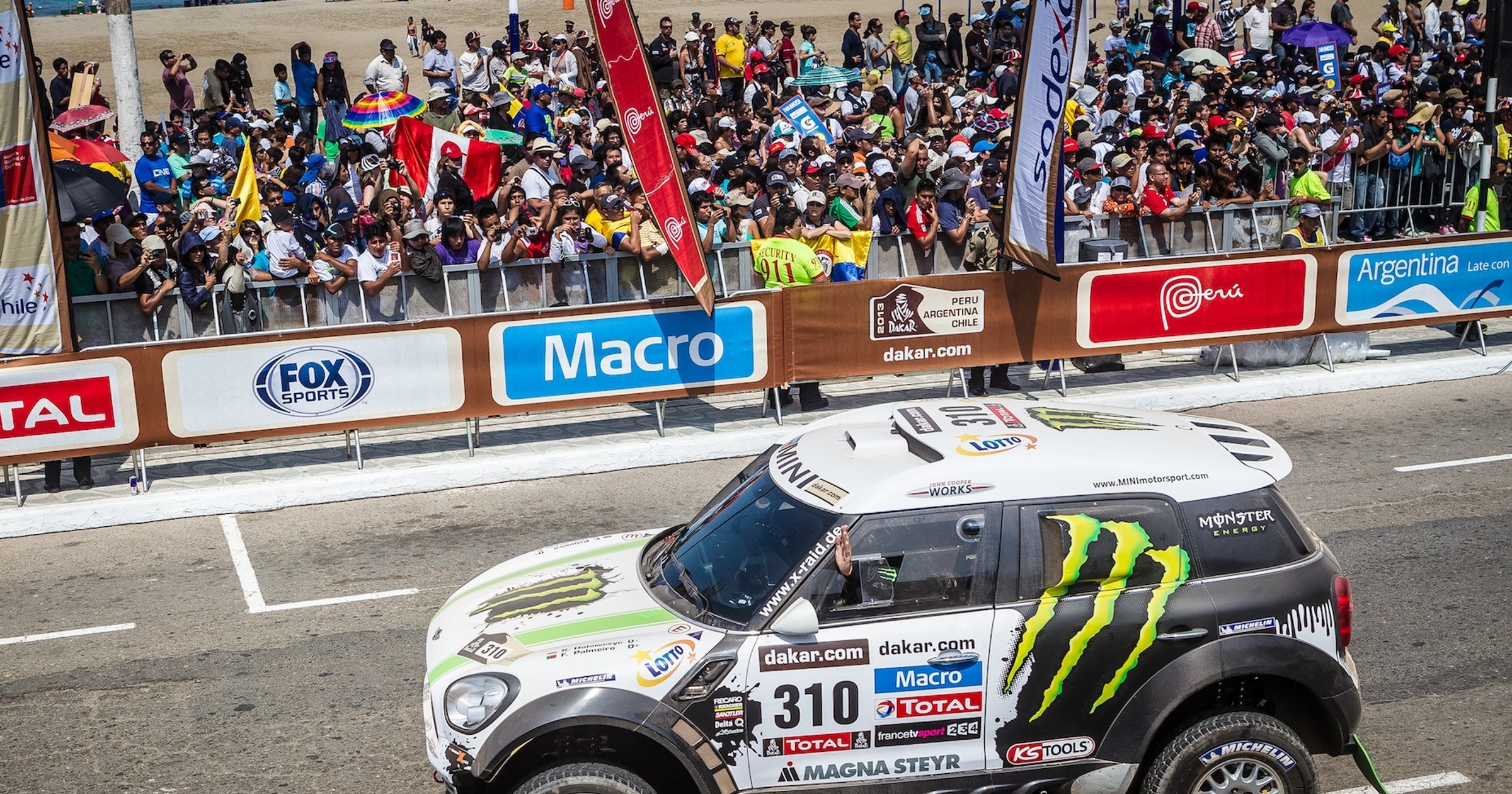 Dakar 2013: wyniki etap 1 (zdjęcia, komentarze)