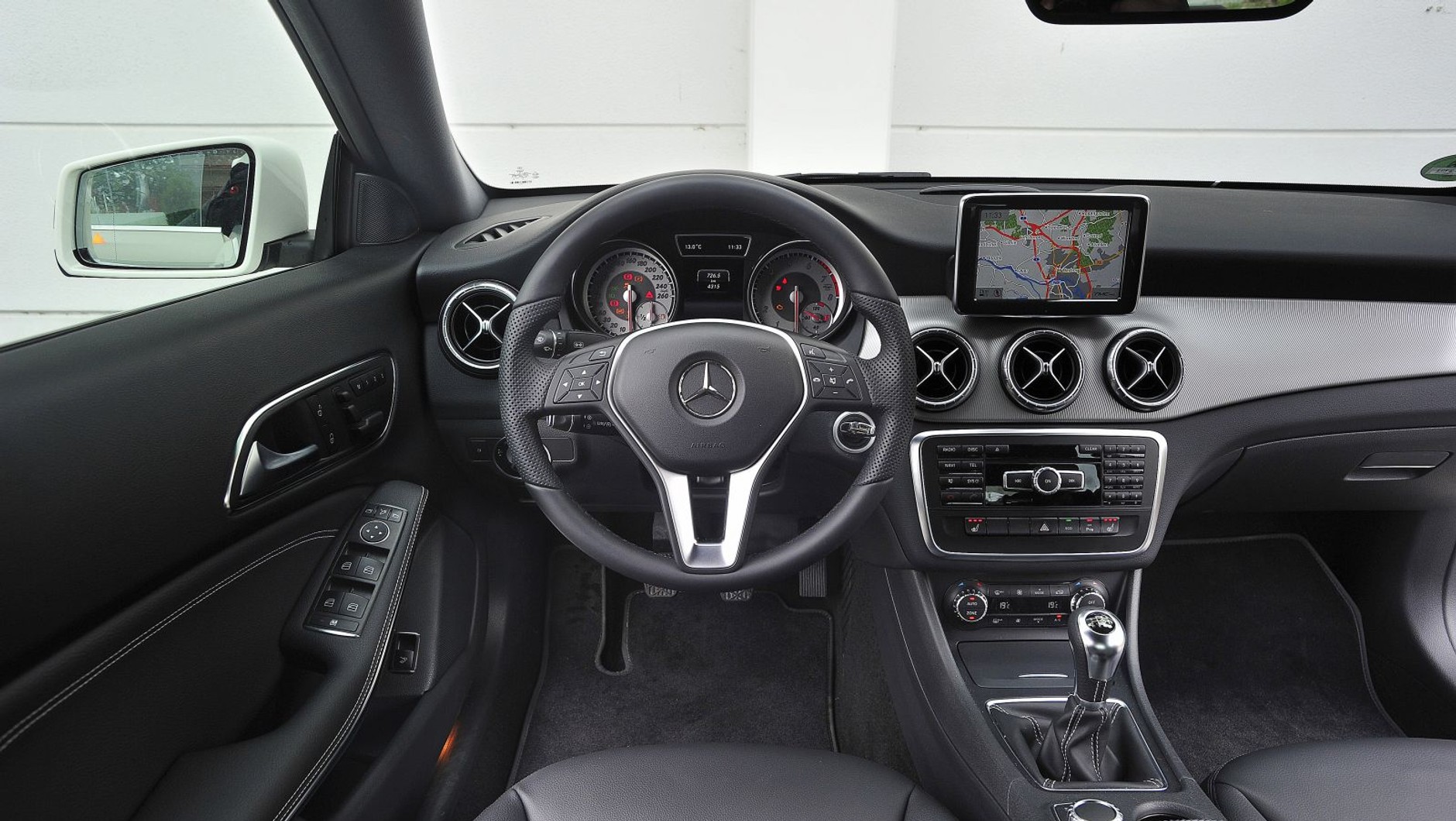 Peugeot 308 z Najpiękniejszym Wnętrzem Roku