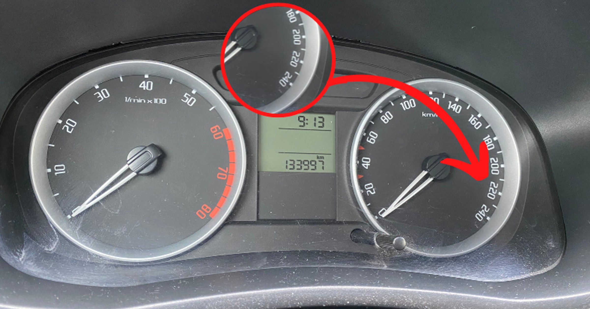Skoda Fabia II ma "licznikową prędkość" 240 km na godz., ale przy pojemności 1.2 trudno o taki wynik