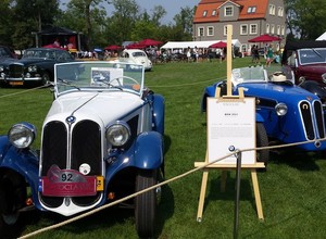 MotoClassic 2015: klasyki w zamku Topacz (galeria)