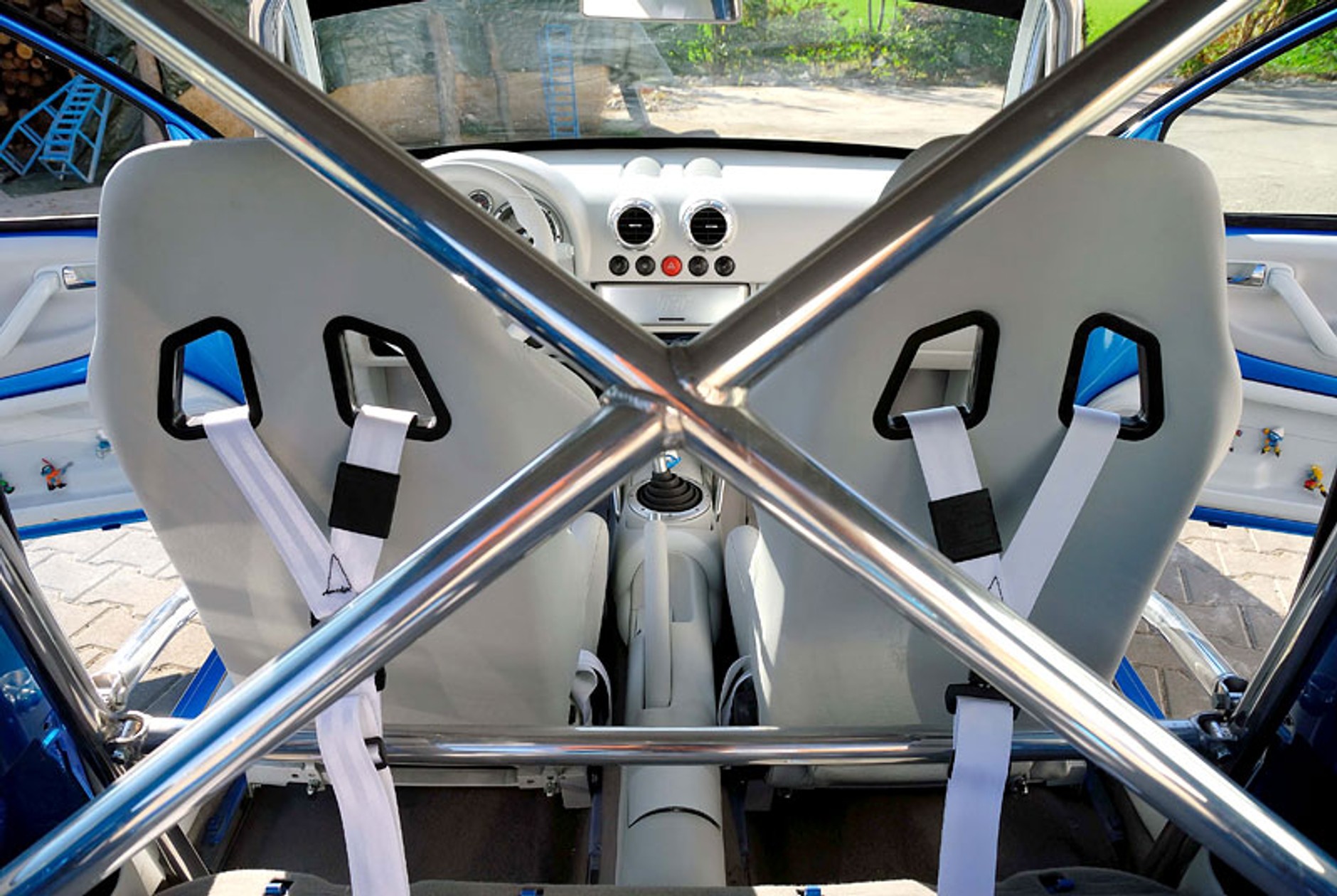 Garaż tunera: VW Lupo – wózek Papy Smerfa