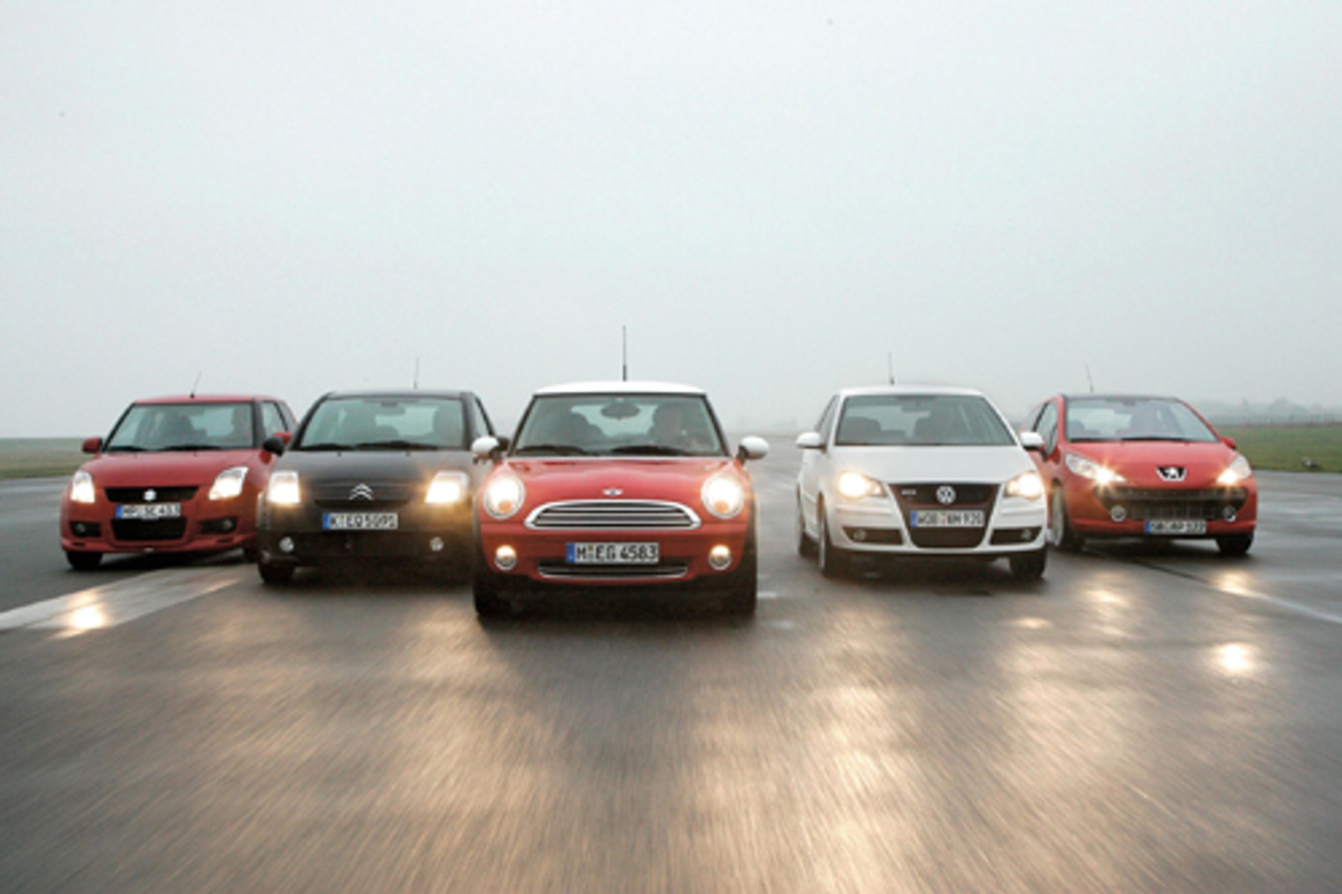 Mini Cooper, Citroen C2, VW Polo, Peugeot 207, Suzuki Swift - Czy nowe Mini przeskoczy wszystkich?