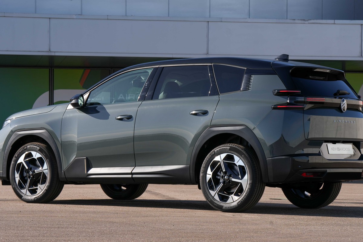 Nowy Citroen C5 Aircross ma już polskie ceny. Hybryda 1.2 od 132 tys. 900 zł