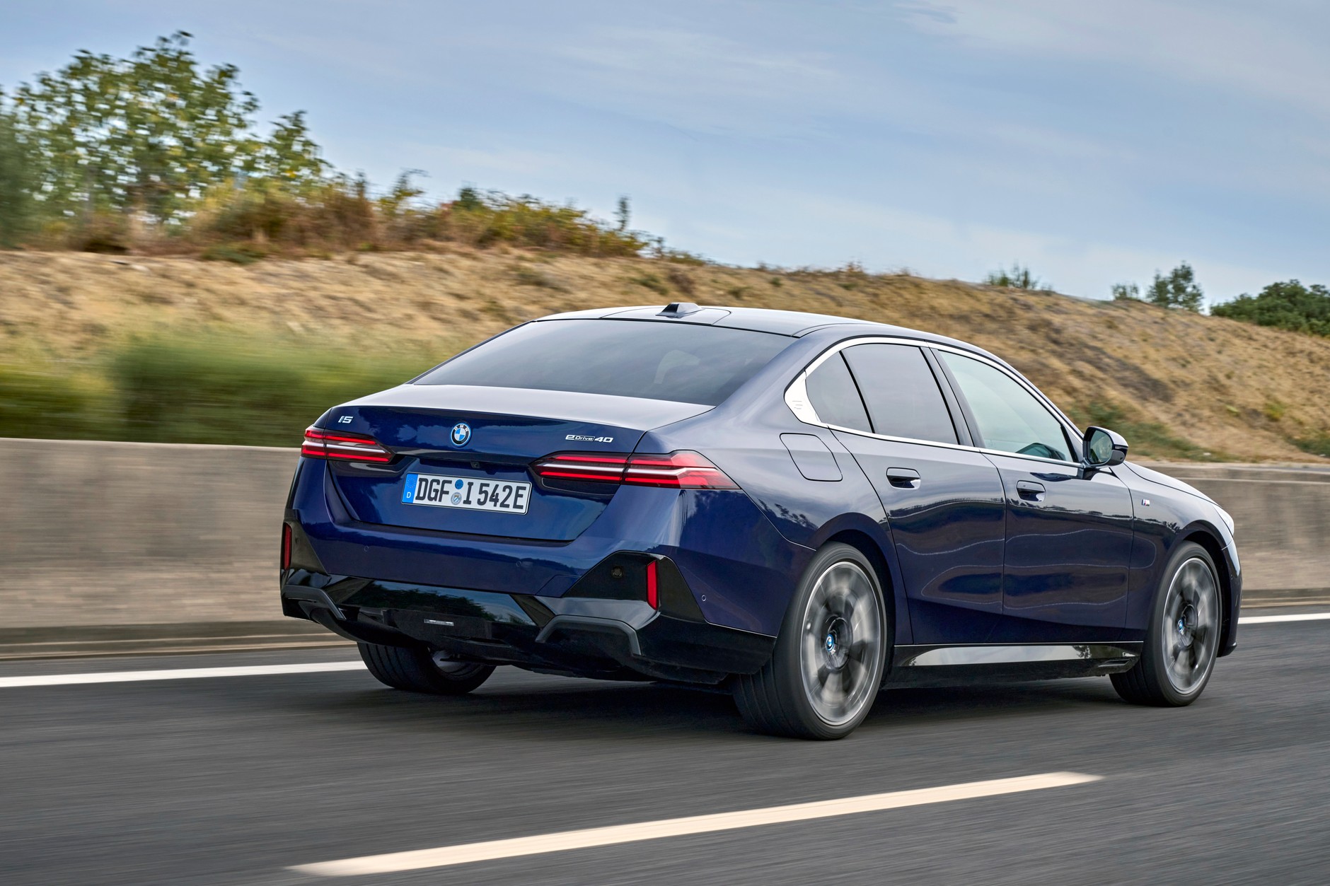 BMW i5