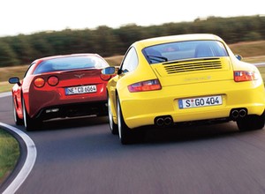 Porsche 911 Carrera S kontra Chevrolet Corvette C6 – diabelsko wściekłe bolidy
