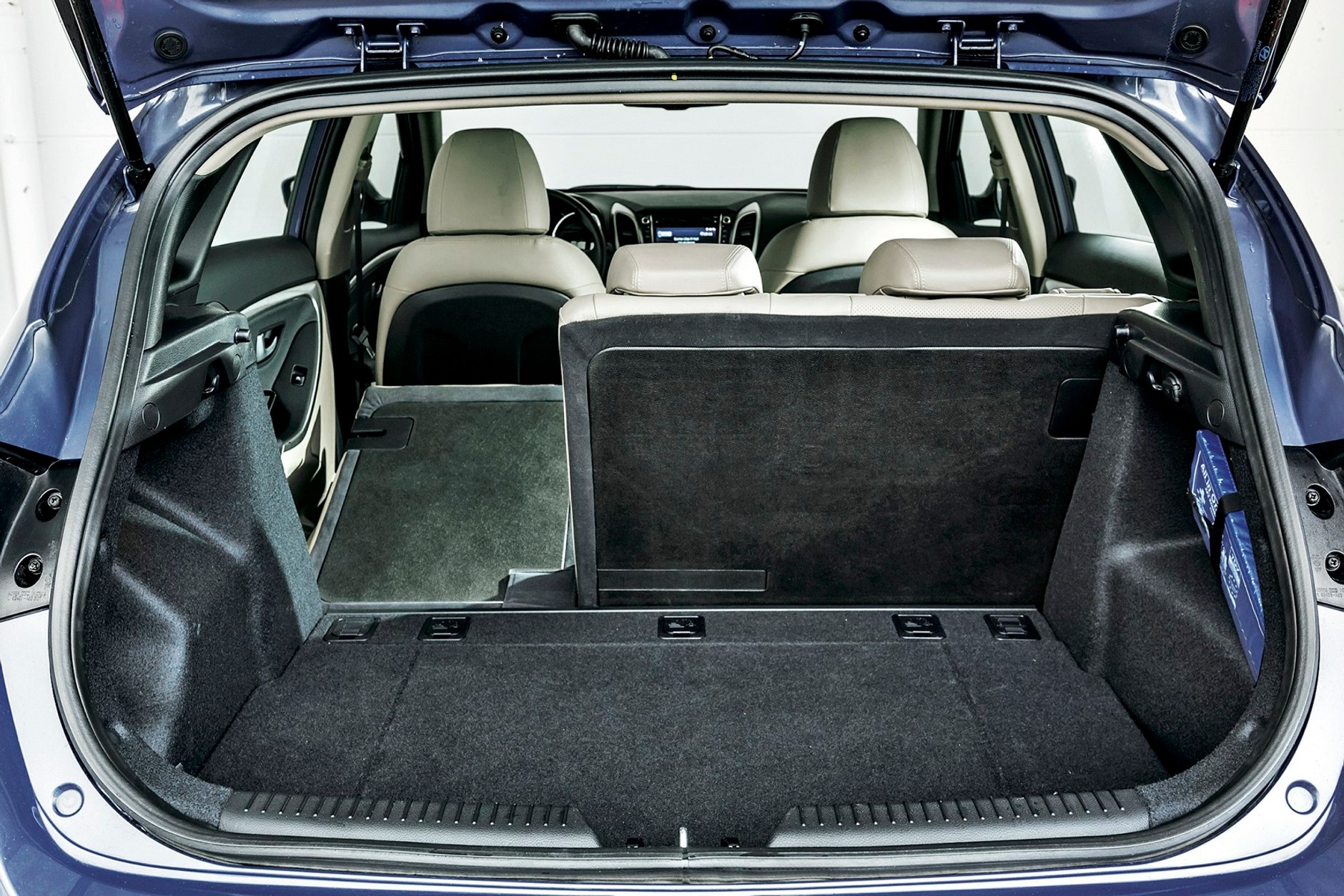 Nissan Pulsar kontra Hyundai i30, Renault Megane i Seat Leon