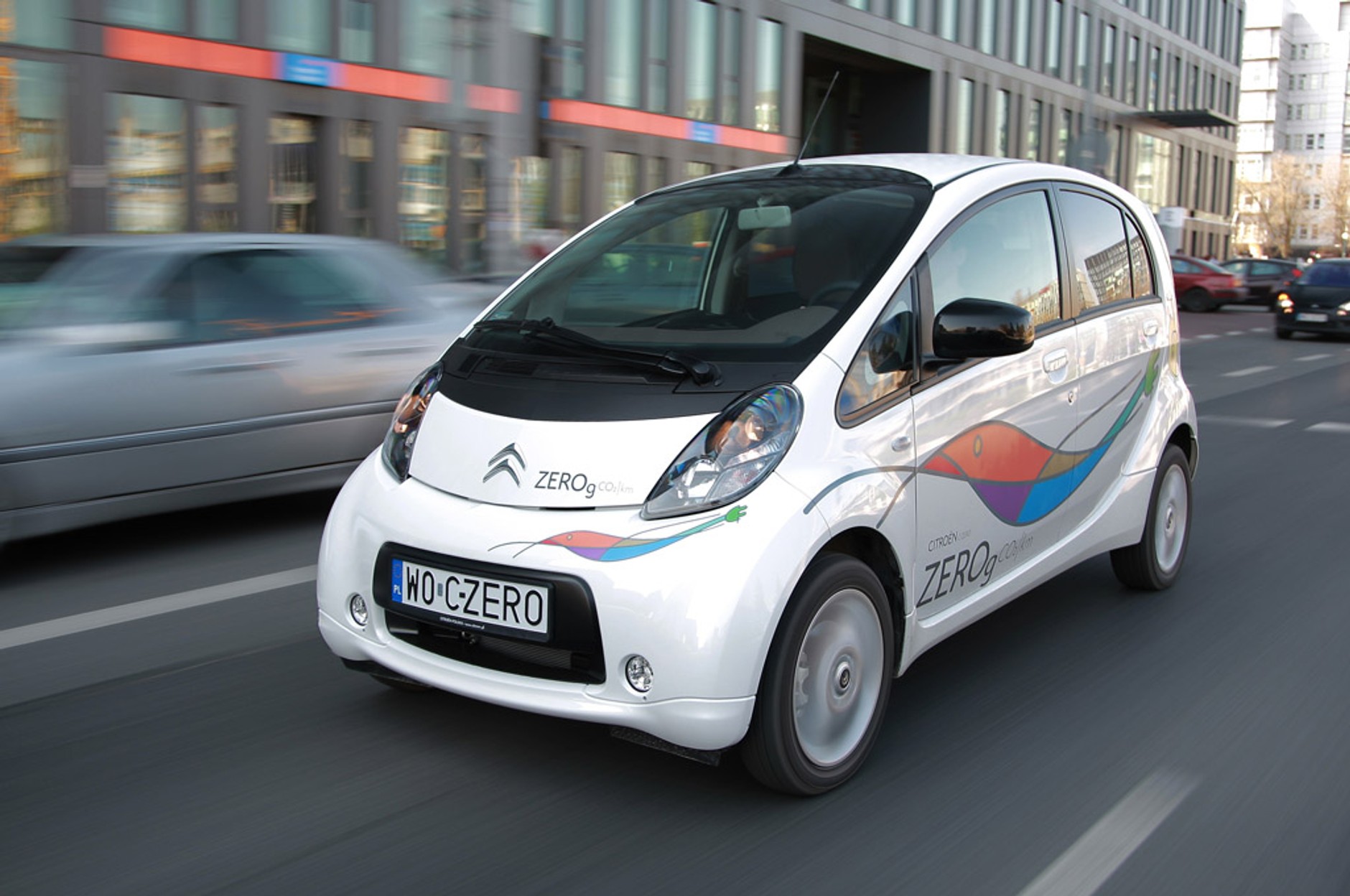 Citroen C-Zero: zero emisij, trochę stresu