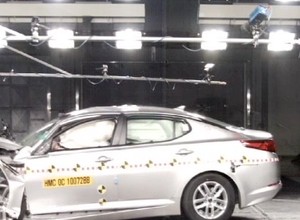 KIA OPTIMA rozibta w amerykańskim crash teście!