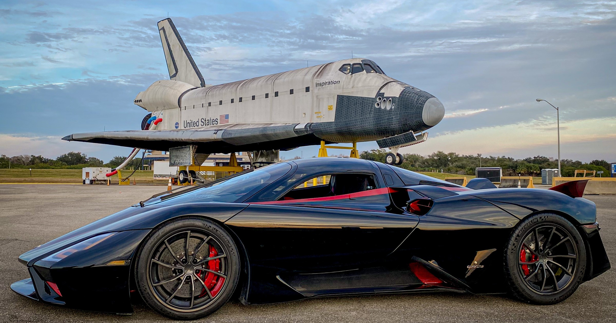 SSC Tuatara rozwinęła prędkość ponad 460 km/h