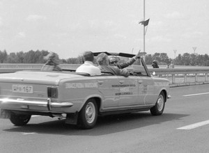 50 lat temu debiutował 6-drzwiowy Polski Fiat 125p cabrio. Oto pięć symboli luksusu epoki PRL z FSO