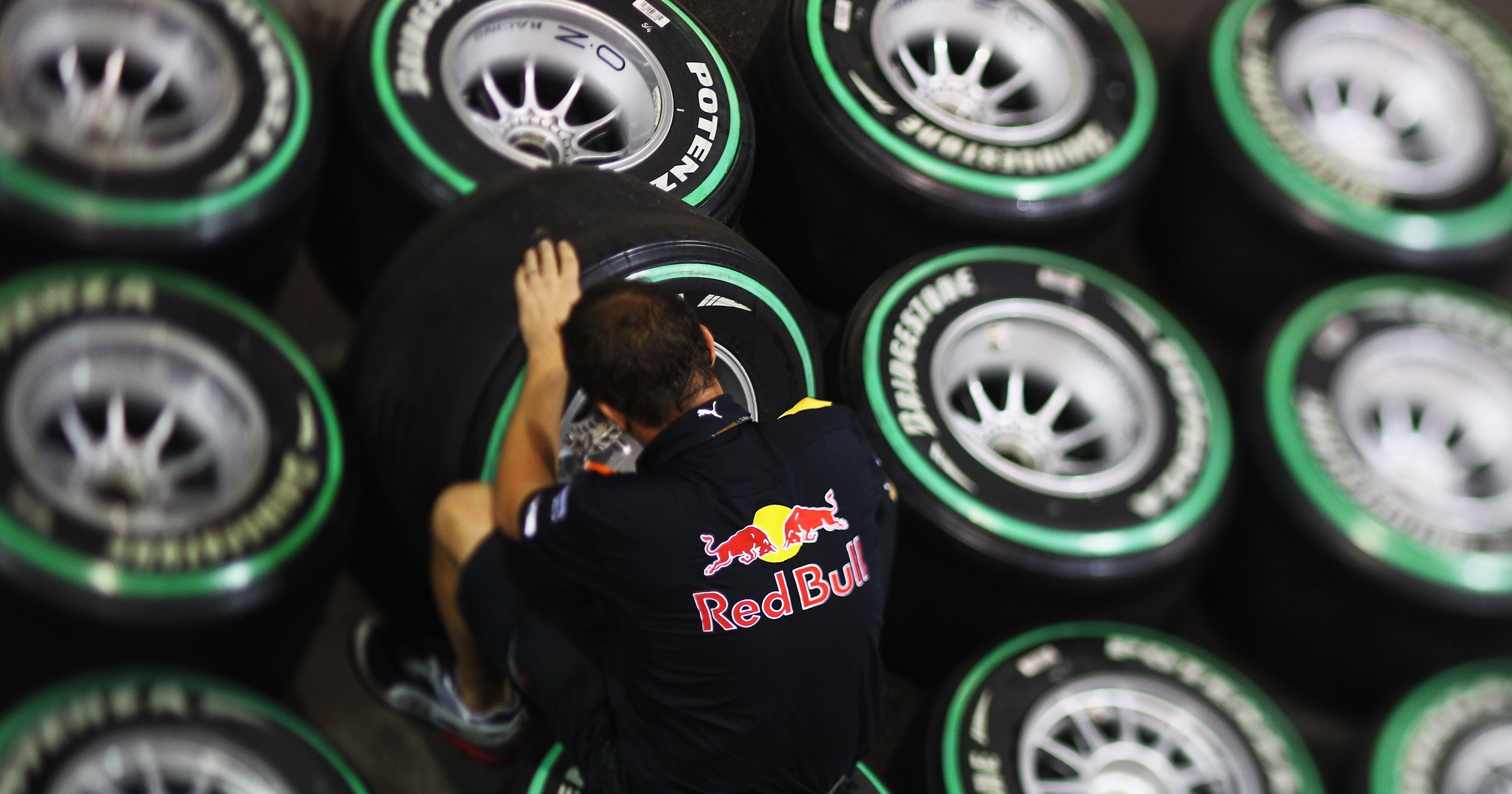 Twarde opony Pirelli receptą na Spa-Francorchamps