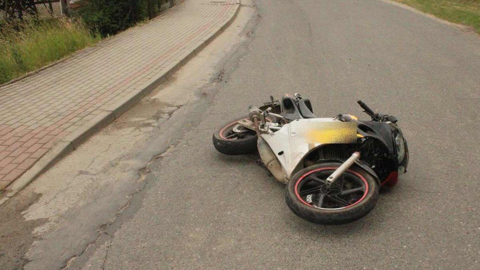 Obraz pochodzący z serwisu https://tarnow.policja.gov.pl/kt/aktualnosci/47064,Smiertelny-wypadek-motocyklisty-w-Czermnej.html