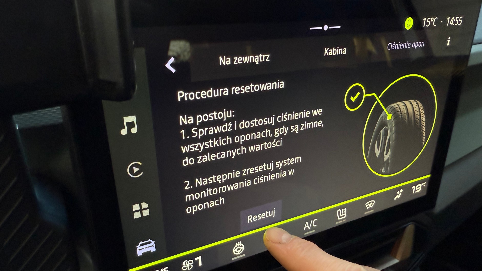 W samochodach z pośrednim systemem TPMS resetowanie układu jest zadaniem kierowcy