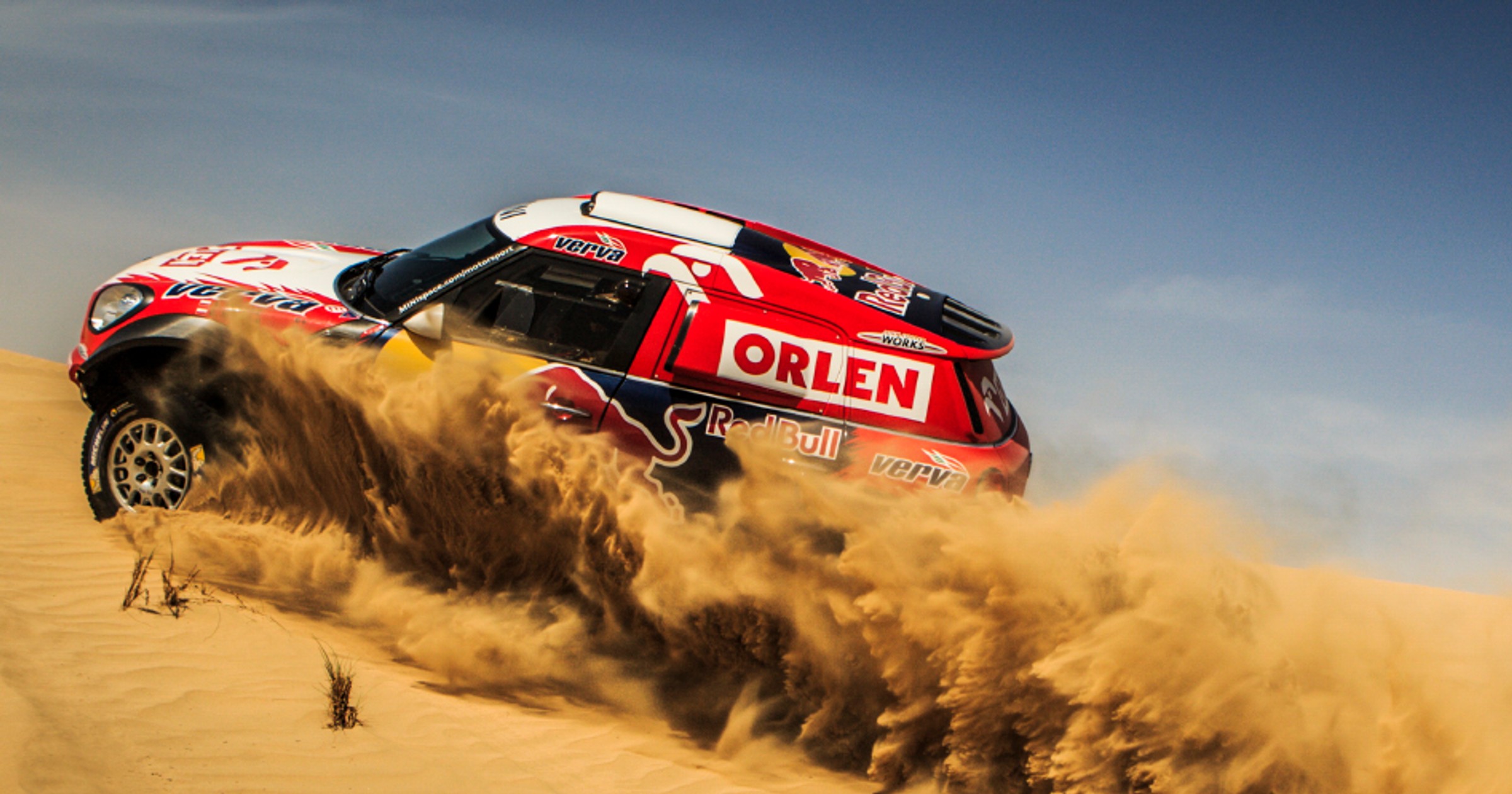 Adam Małysz w Abu Dhabi Desert Challenge
