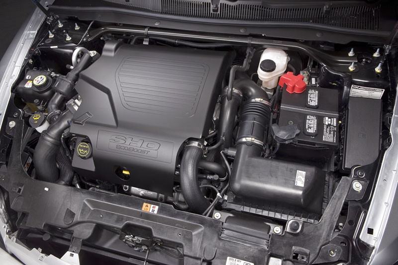 Ford Taurus SHO – rodzinny sedan w najostrzejszej wersji