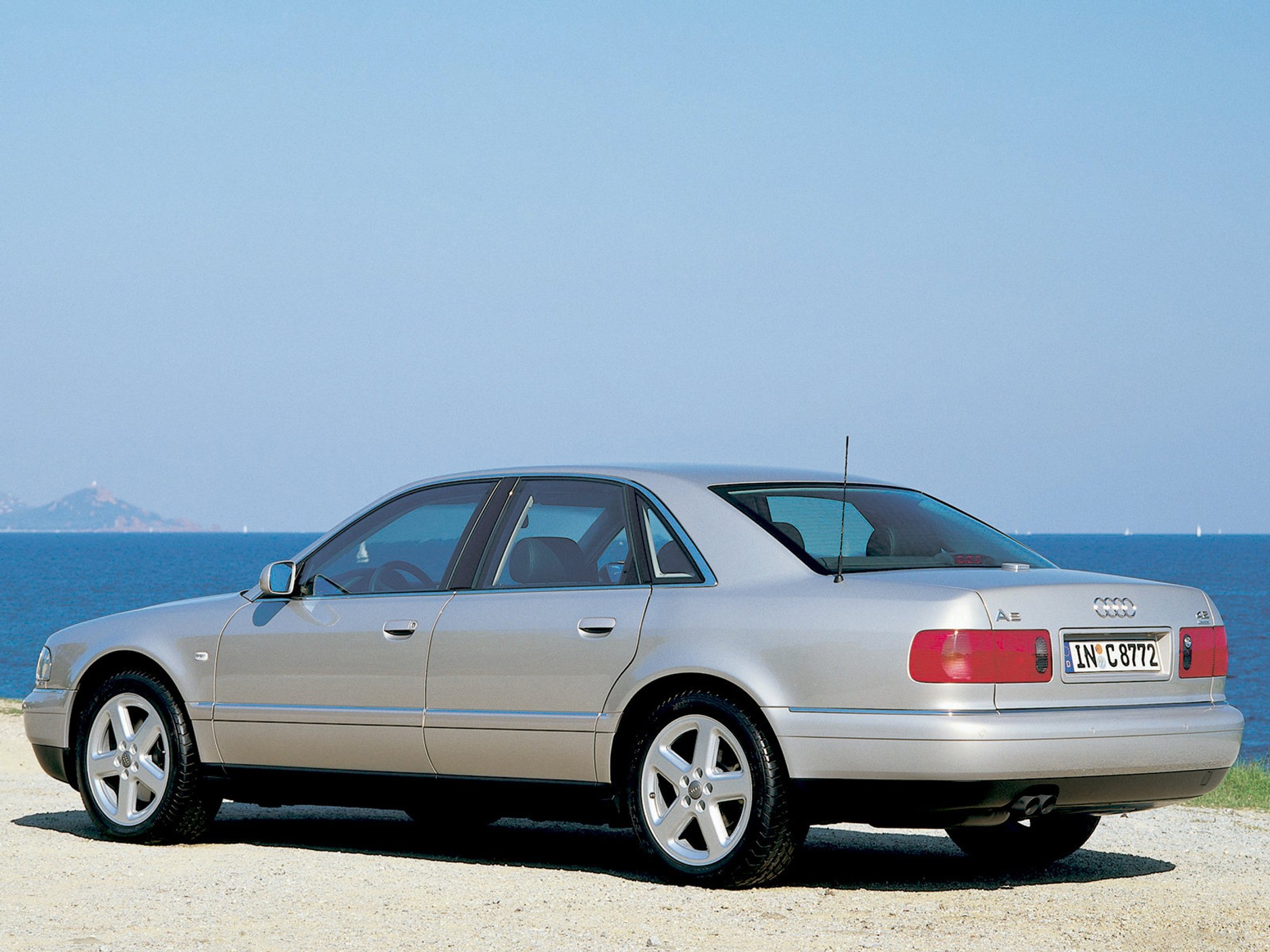 Audi A8 D2 (1994-2002)