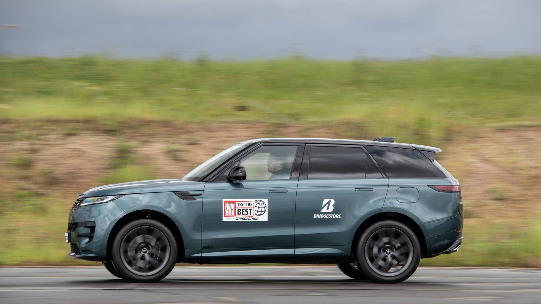 Test the Best – Range Rover Sport P510e