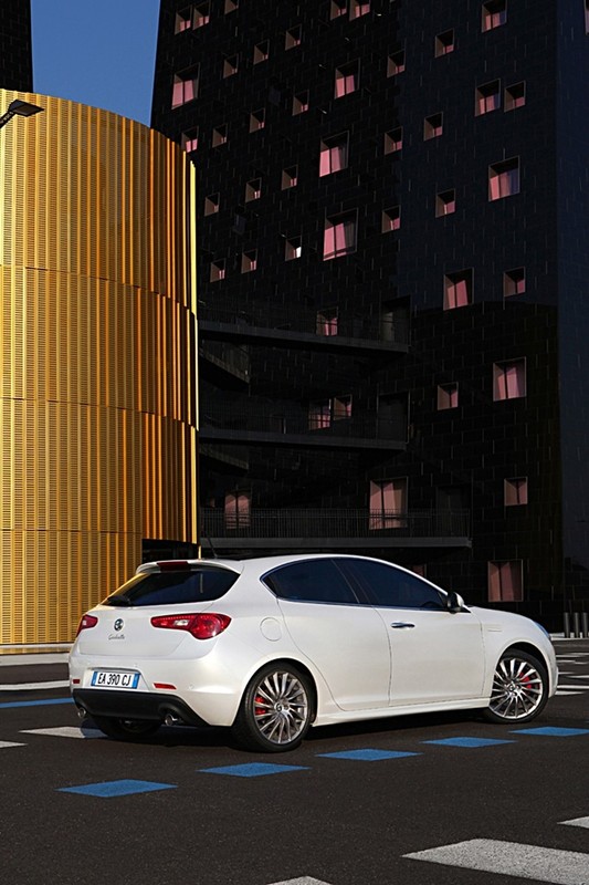 Alfa Romeo Giulietta – z pięknem trzeba obcować