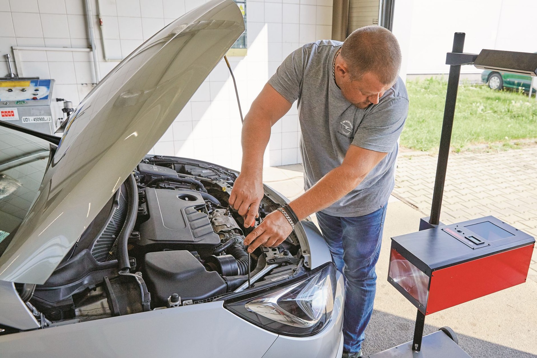 Jak ustawia się światła typu LED?