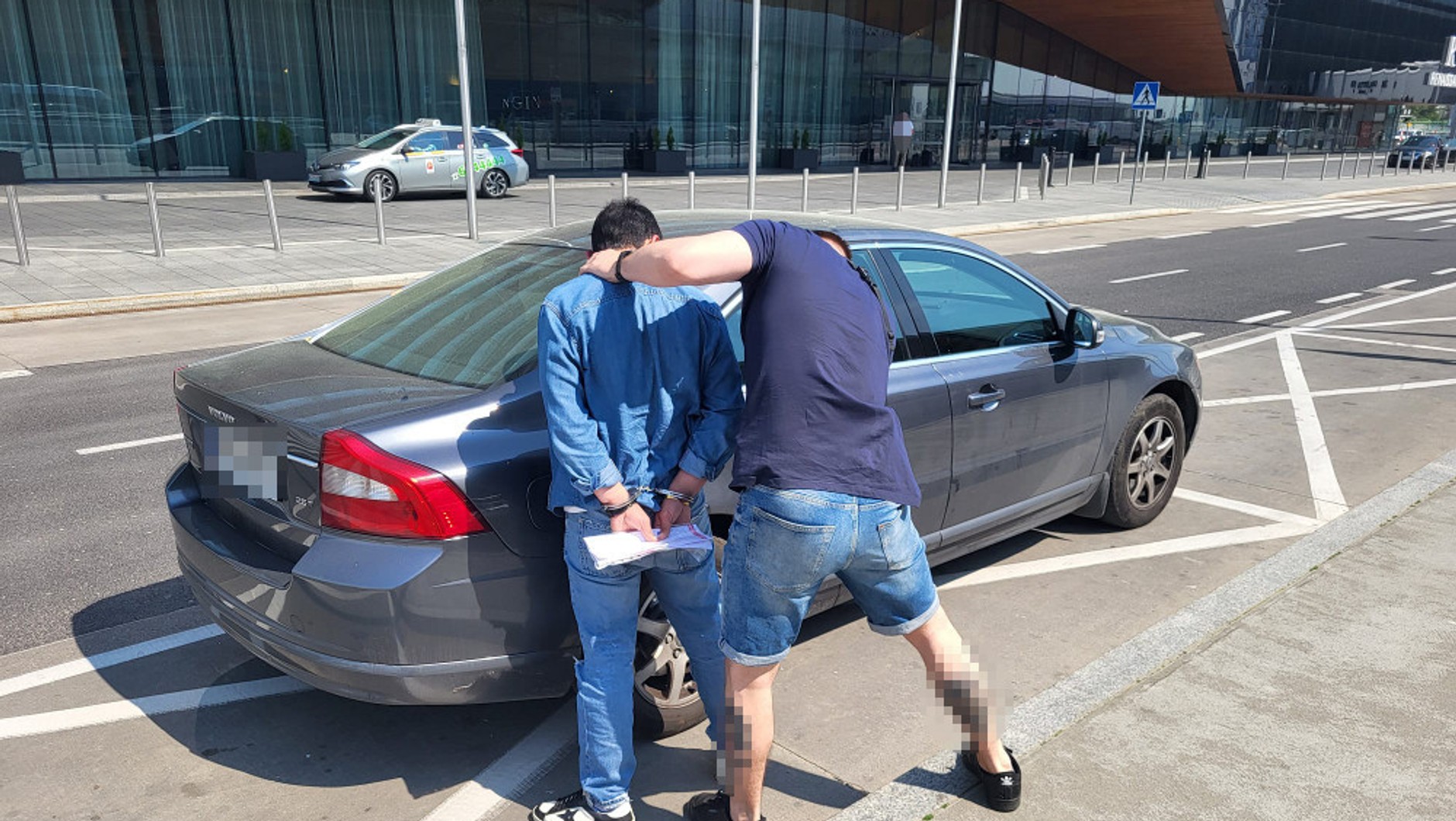 Zatrzymany sprawca kradzieży z włamaniem metodą "na kolec"