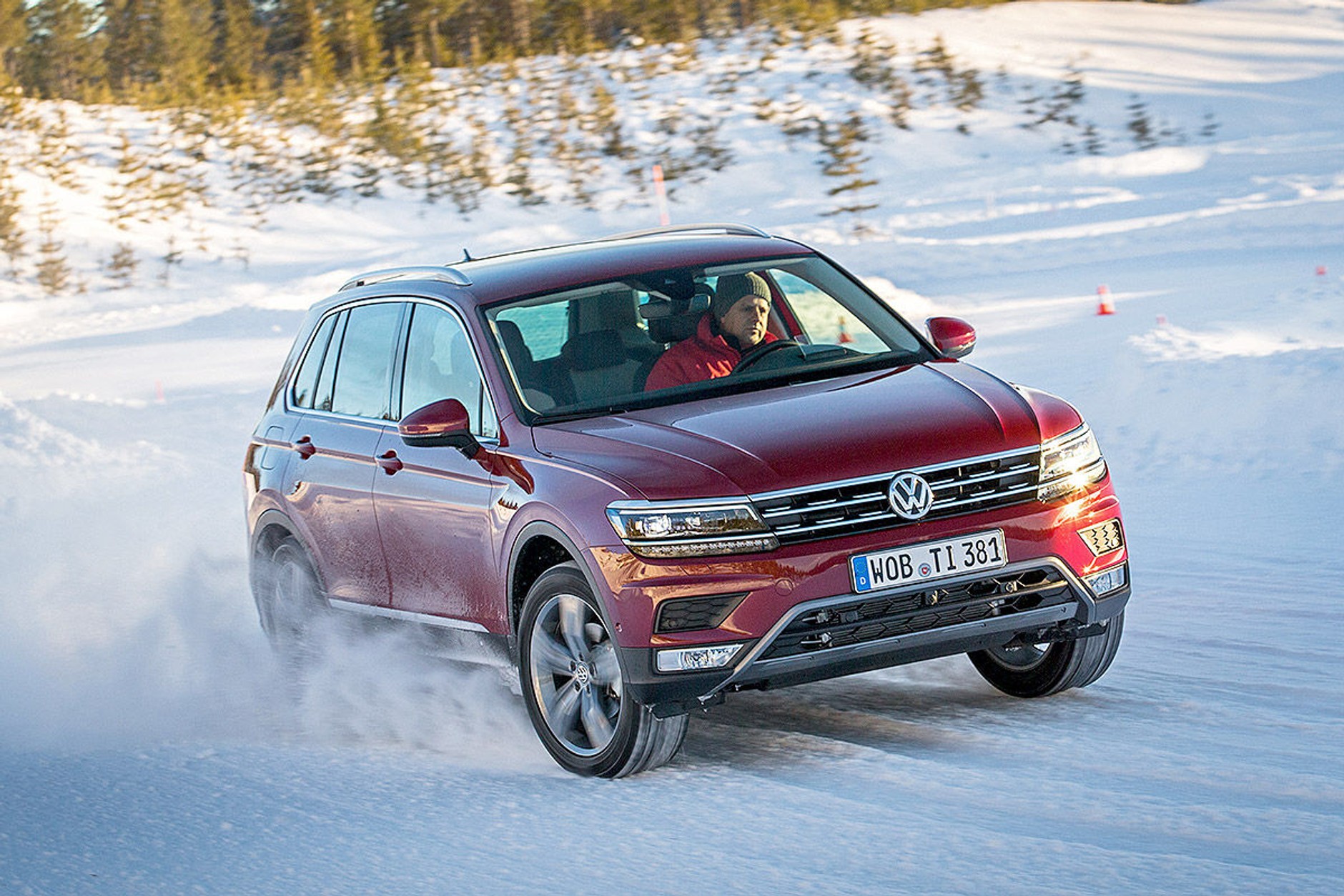 Nowy Volkswagen Tiguan - stabilny nawet na lodzie