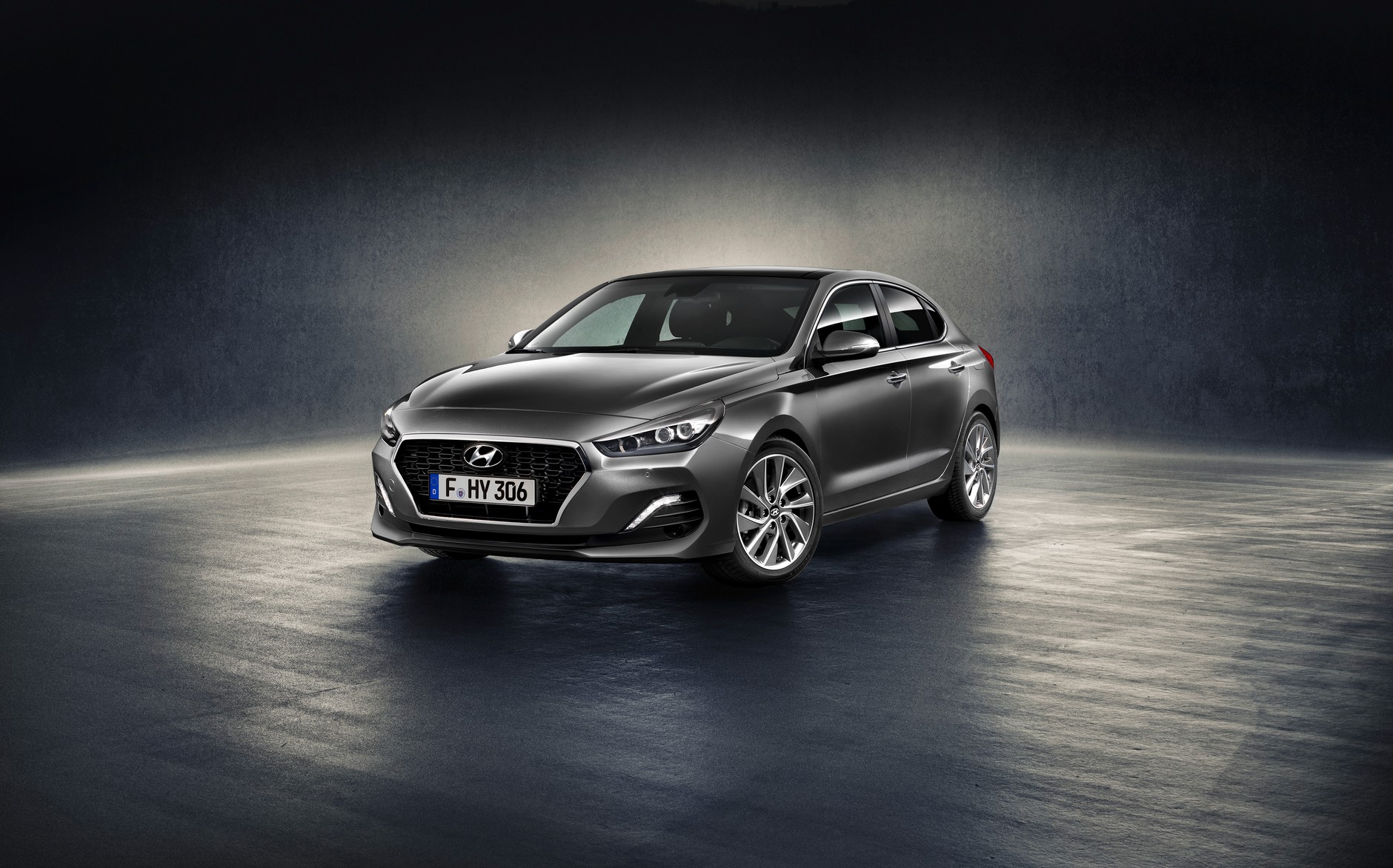 Hyundai i30 Fastback – w kierunku coupe