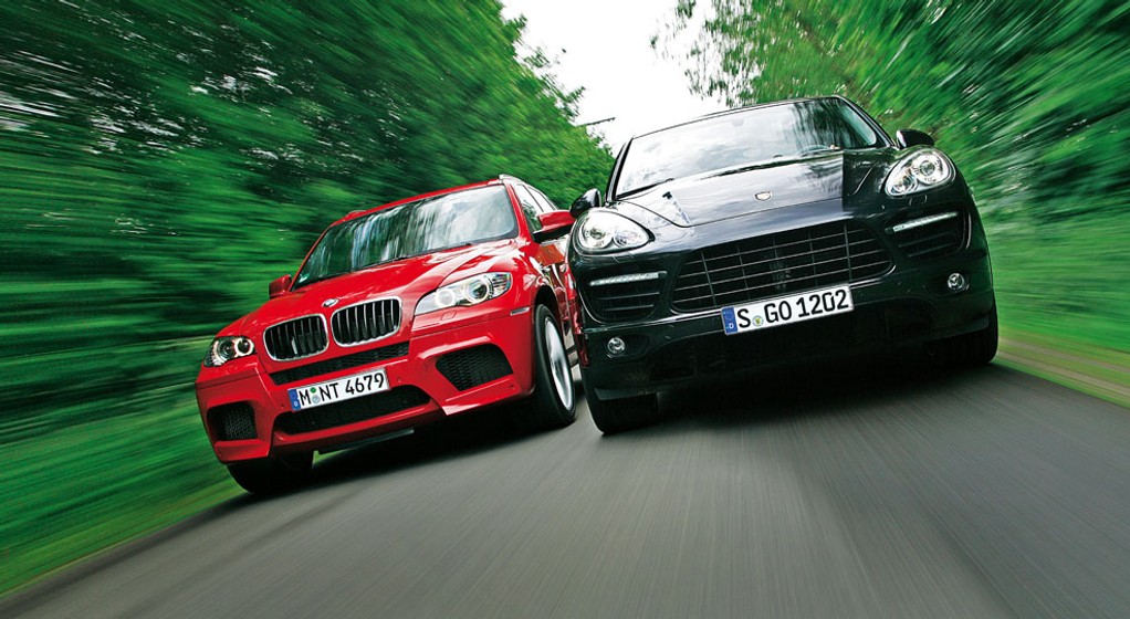Superterenówki z turbodopalaczem: BMW X5 M kontra Porsche Cayenne Turbo