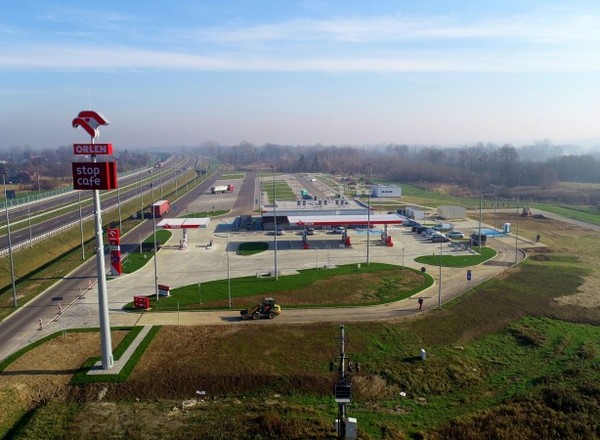 Nowe zasady bezpieczeństwa na przydrożnych parkingach