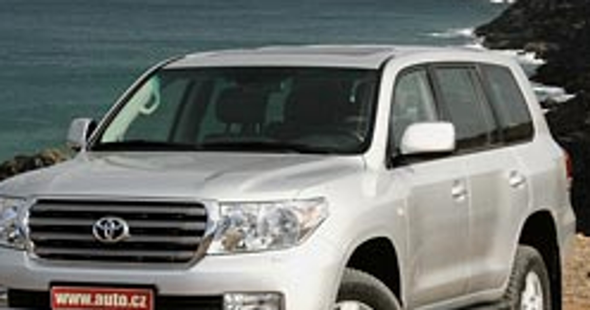 Toyota Land Cruiser V8: pierwsze wrażenia