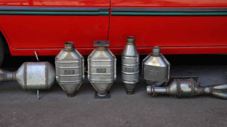 Kradzież katalizatorów