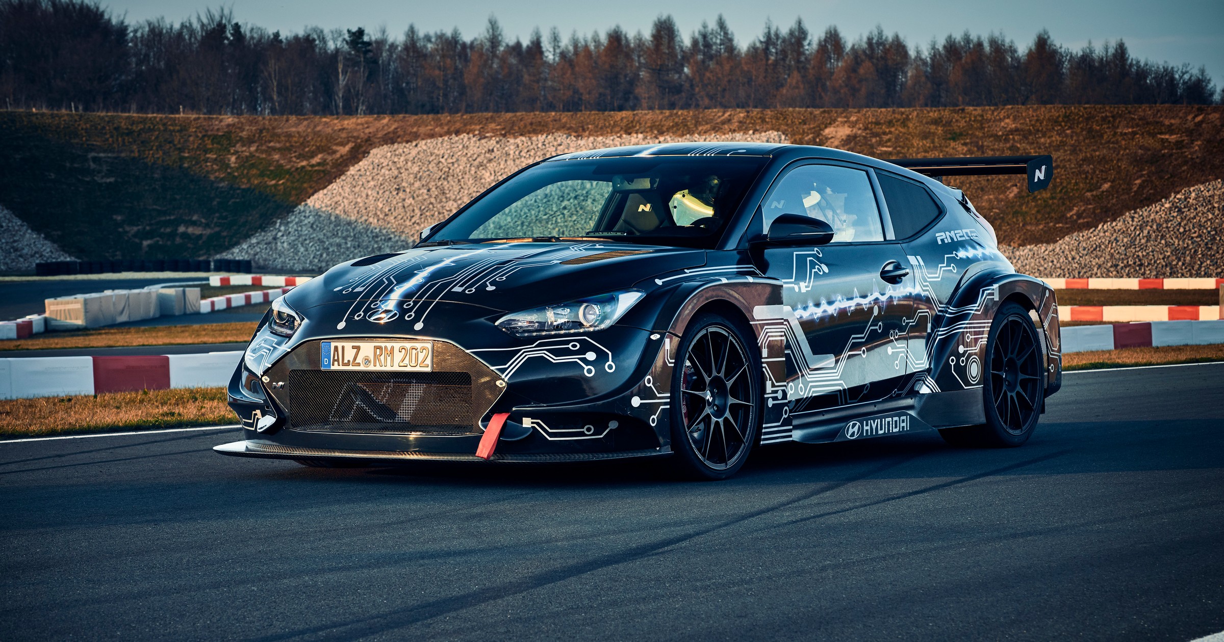 Hyundai RM20e Racing Midship