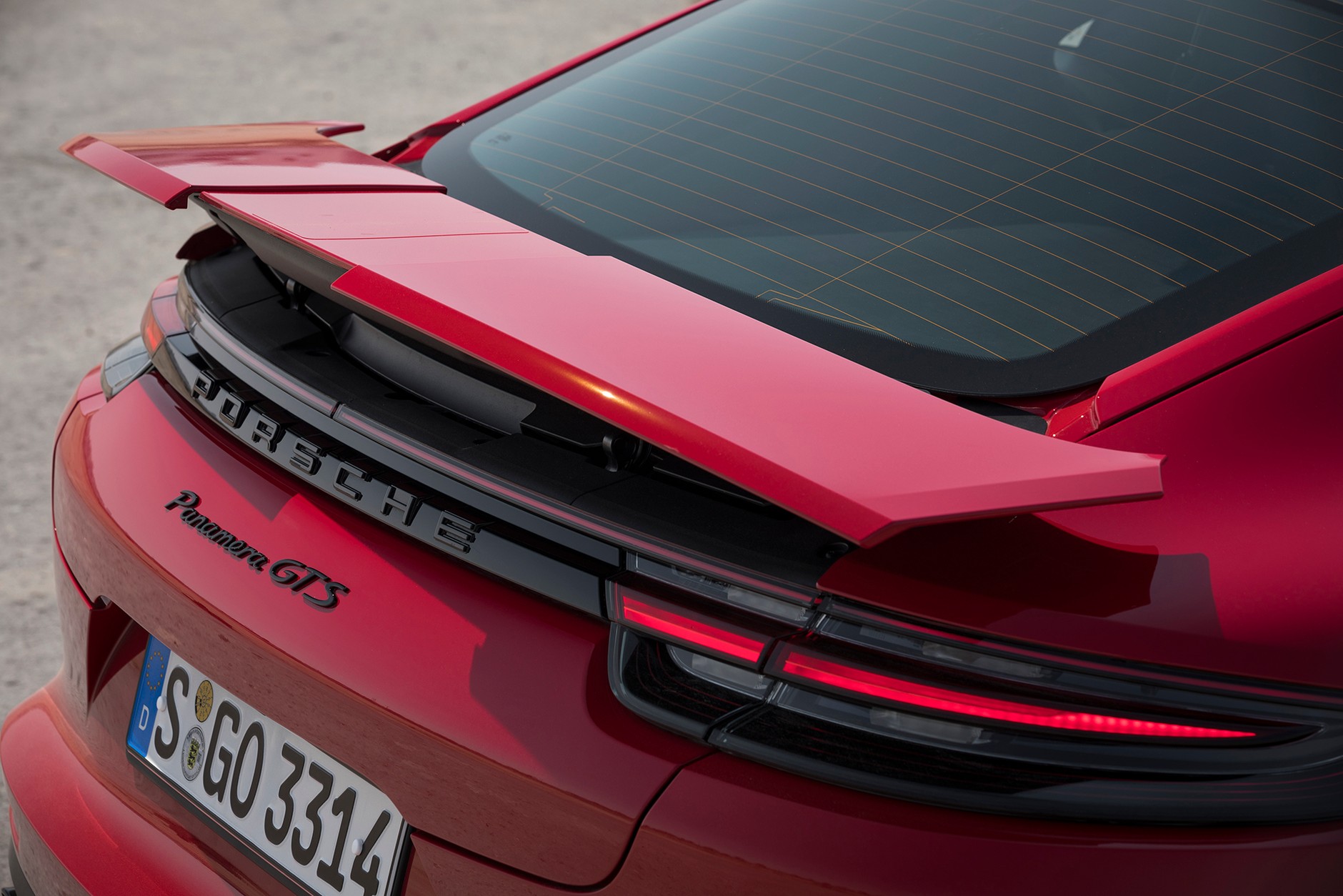 Porsche Panamera GTS - rodzinna rakieta