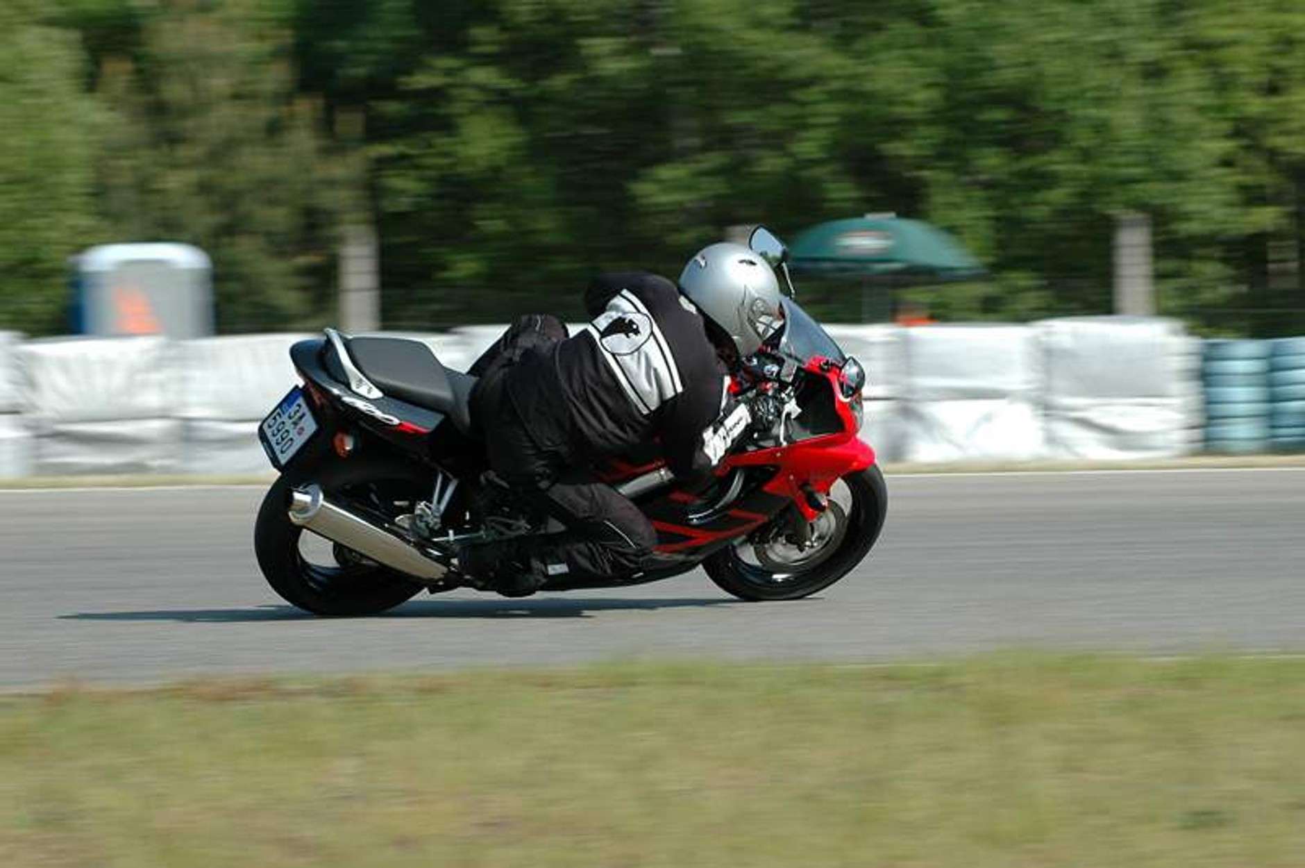 Supermoto Honda Days: nowy CBR600RR na torze