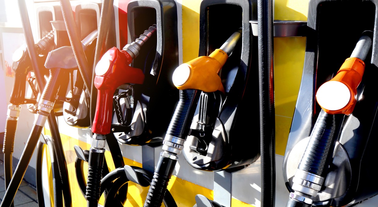 Ceny szaleją: ropa goni benzynę. Za litr oleju napędowego trzeba zapłacić już ponad 6 zł