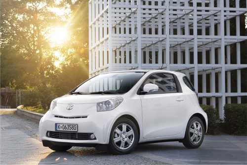 Toyota IQ - Sprytniejsza niż Smart