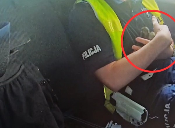 Policjanci natychmiast ruszyli do akcji. Radar wskazywał 4 km na godz. [WIDEO]