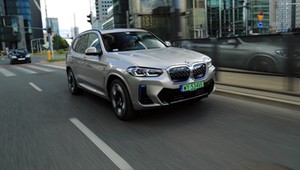 Wolniej jedziesz, szybciej dojedziesz. Tak się jeździ takim elektrykiem, jak BMW iX3