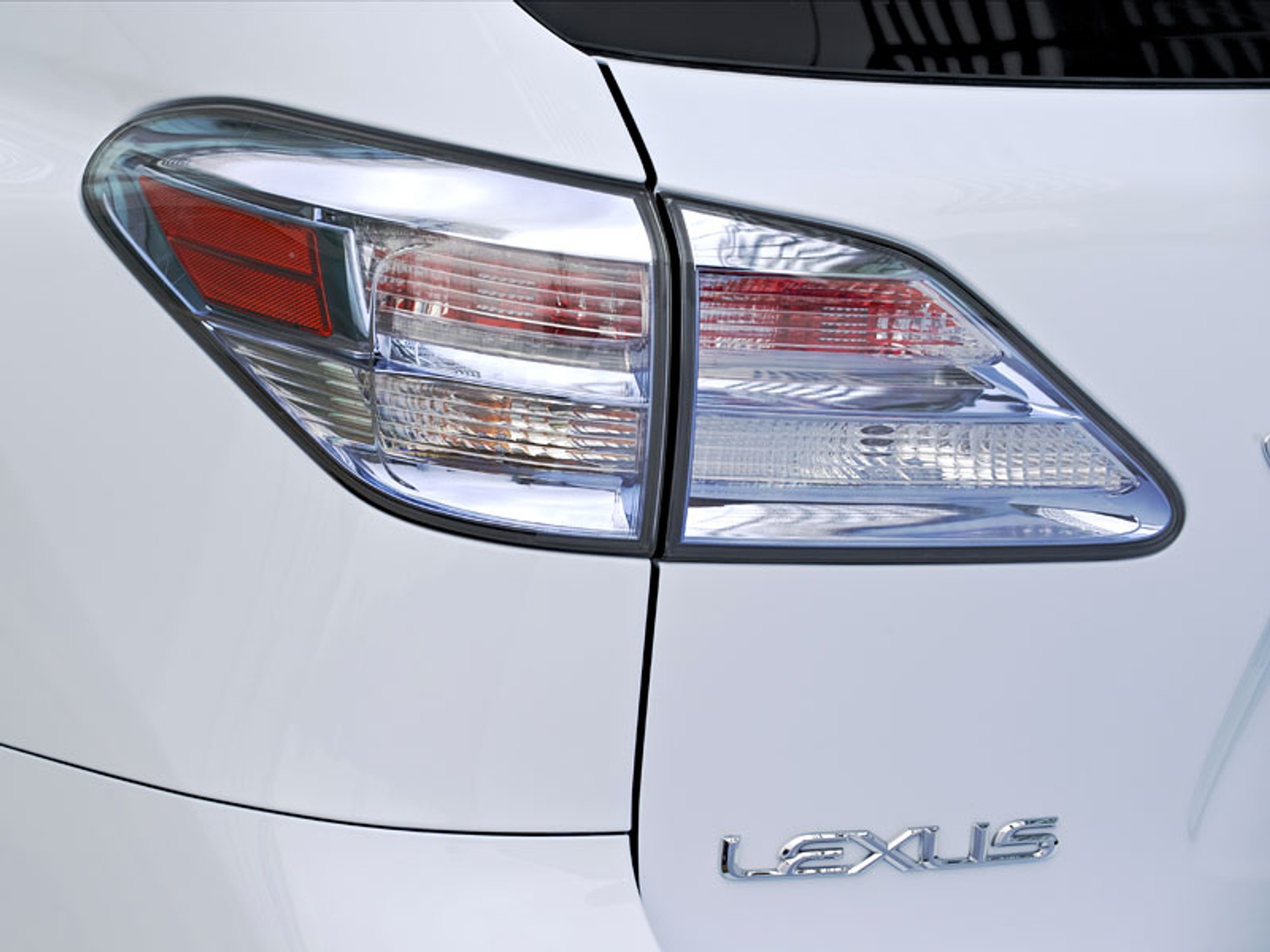 Genewa 2009: Lexus RX 450h w Europie