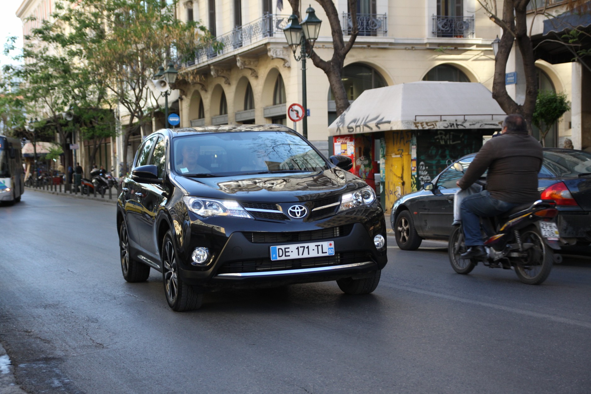 Grecy poruszają się w mieście według własnych niepisanych zasad.