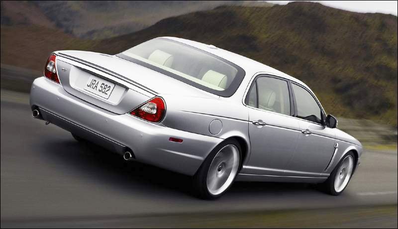 Nowy Jaguar XJ będzie w stylu studium C-XF