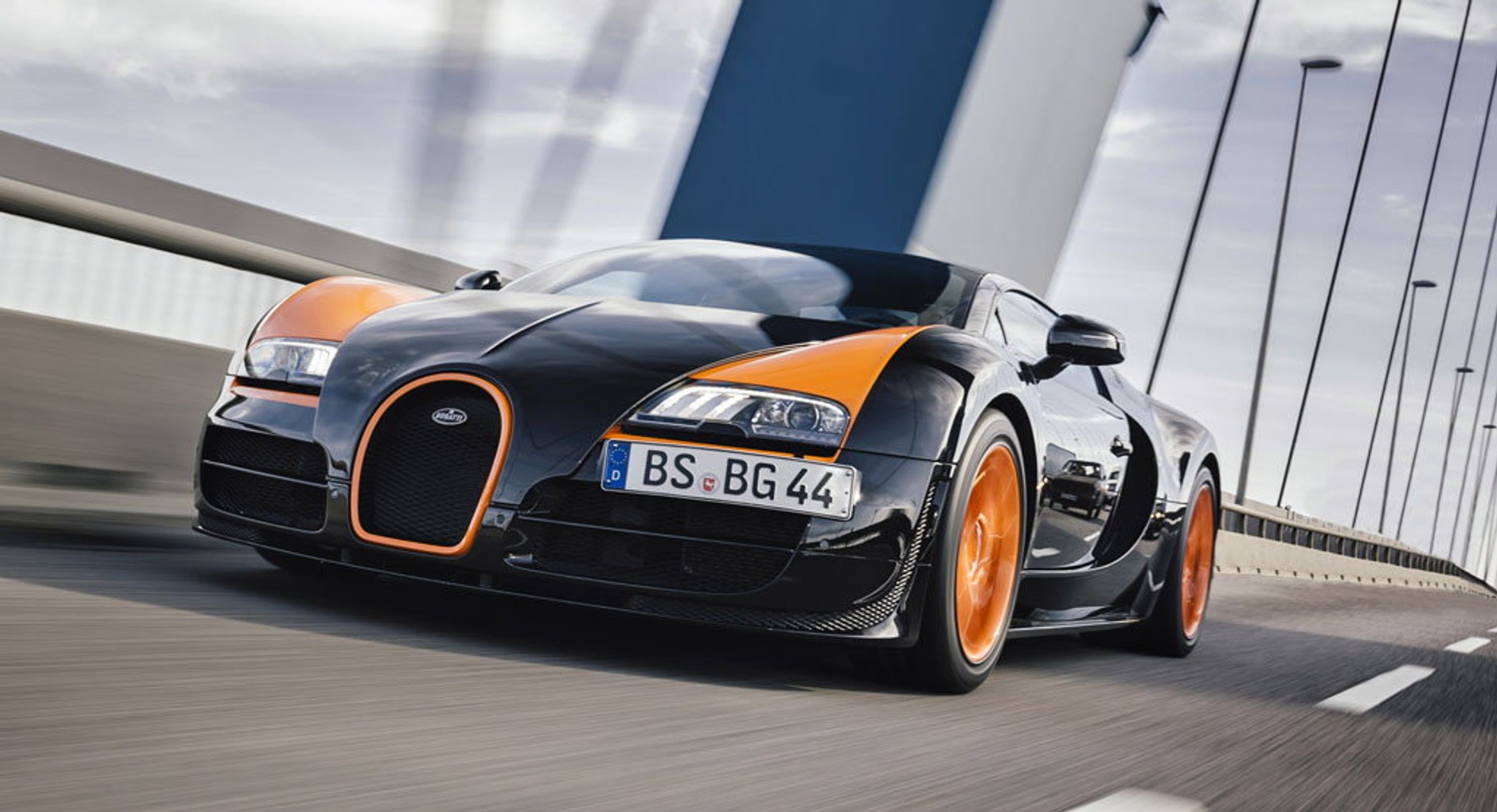 Koniec produkcji Bugatti Veyrona - Pożegnalny gaz do dechy