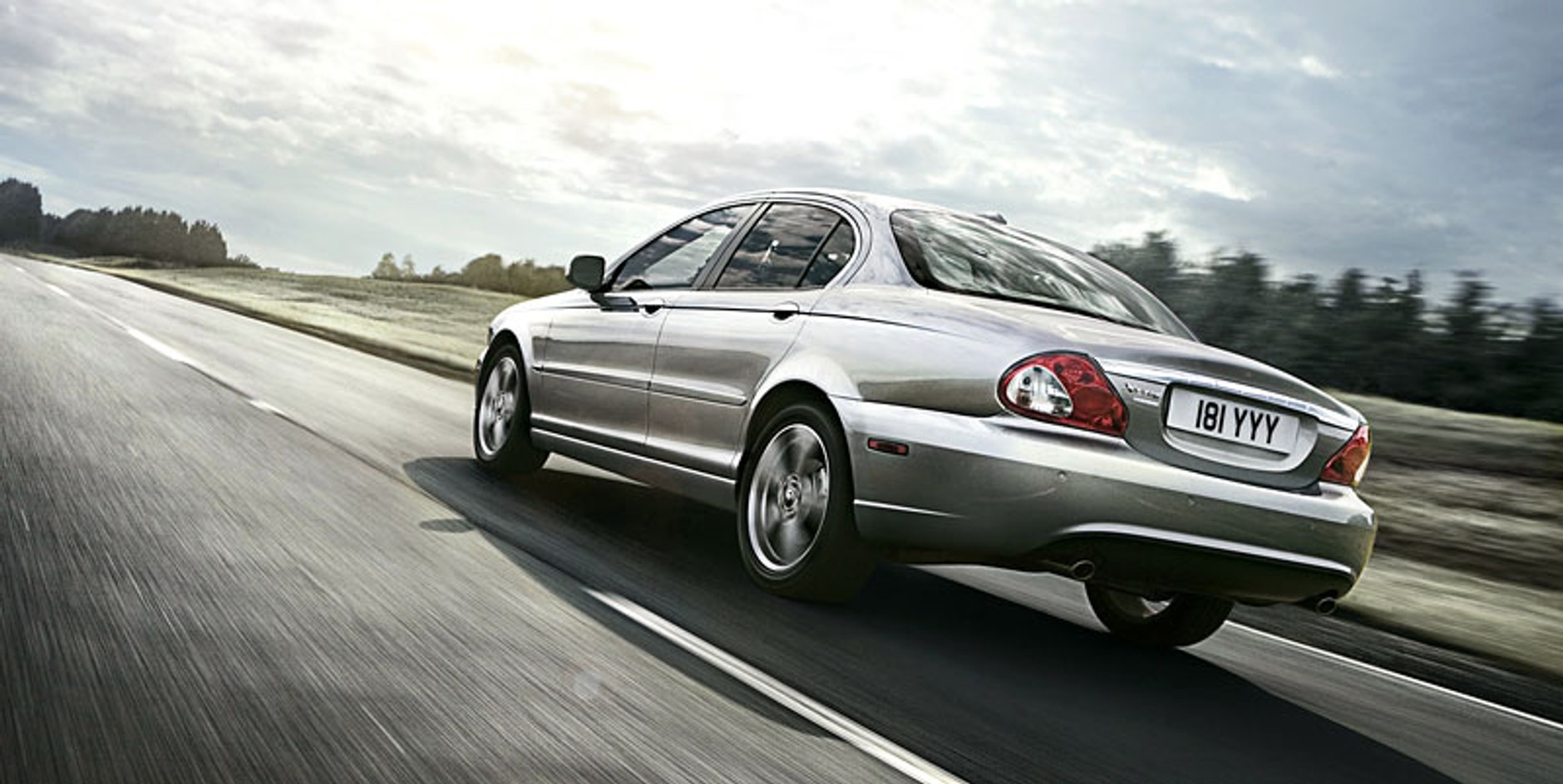 Jaguar Land Rover w 2014 zamknie jeden zakład