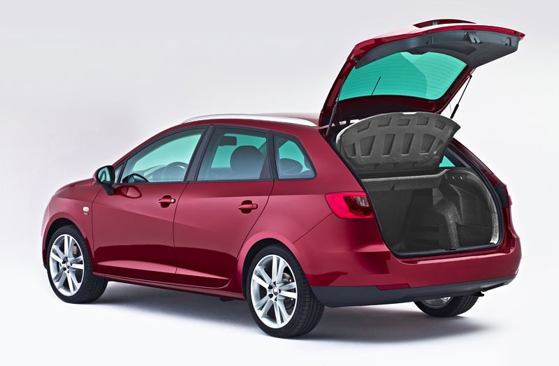 Genewa 2010: SEAT Ibiza ST – nowe kombi  rodzinie (galeria)