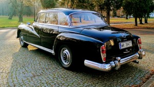Rządowy Mercedes 300d „Adenauer” na sprzedaż – jeździł nim Gomułka, teraz możesz Ty