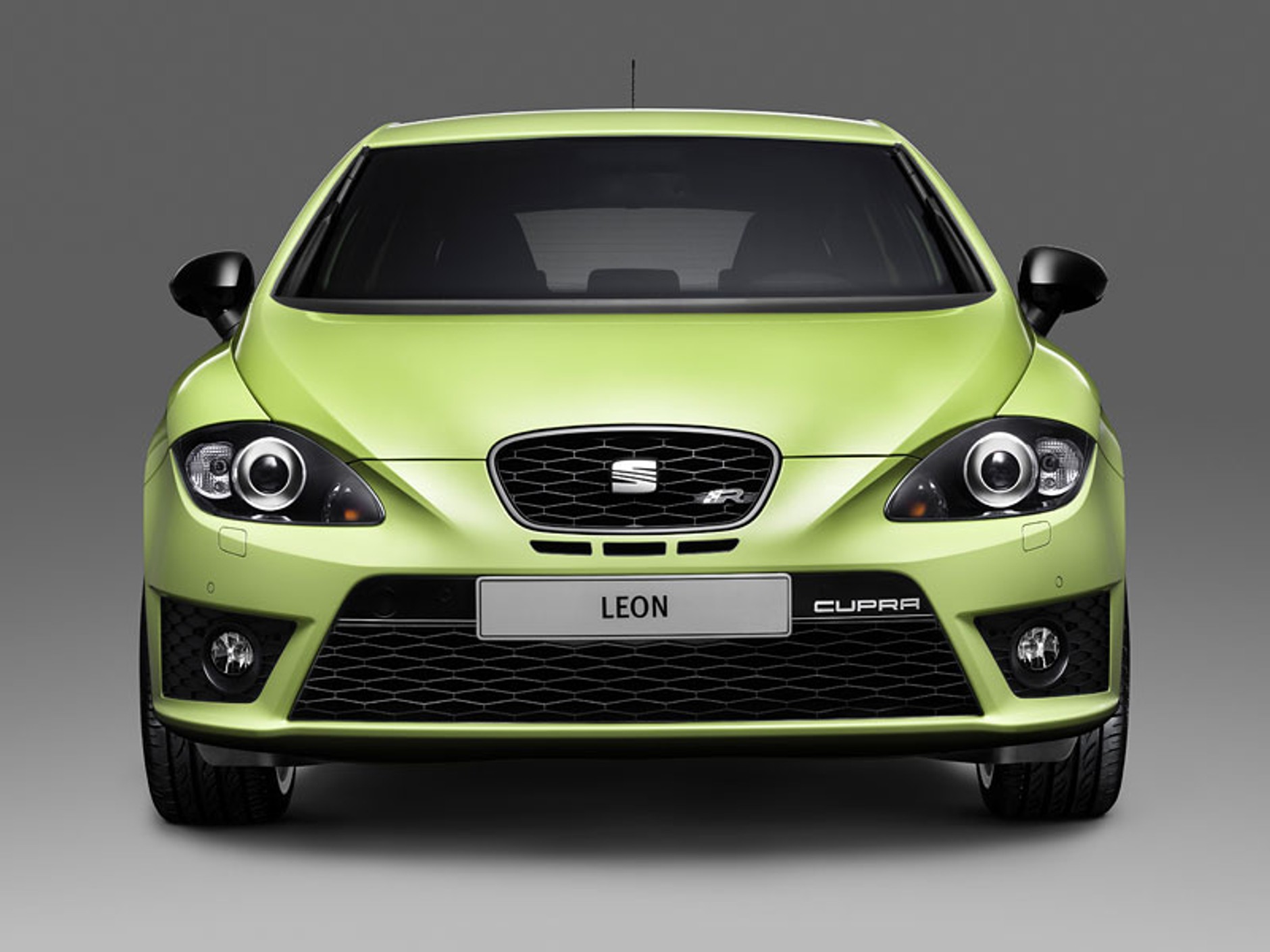 IAA Frankfurt 2009: Leon Cupra R i 265 KM mocy