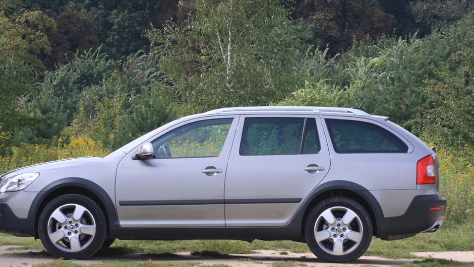Skoda Octavia Scout - W czym jest lepsza od SUV-a?