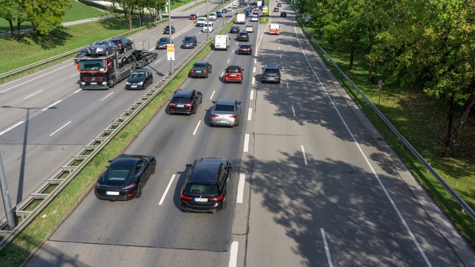 Już wkrótce pojazdy z dieslami spełniającymi normę Euro 4 lub Euro 5 nie wjadą na Mittlerer Ring w Monachium