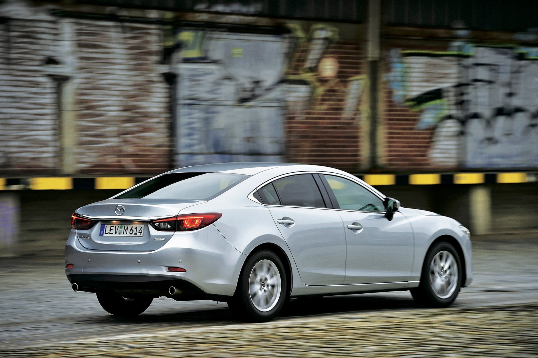 Limuzyny pod lupą - nowa Kia Optima kontra Ford Mondeo, Mazda 6, Opel Insignia i Peugeot 508