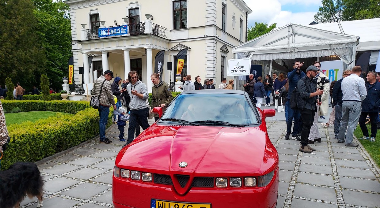 Odwiedziłem zlot Forza Italia w Rozalinie. 420 włoskich aut to uczta dla oczu i dla ducha